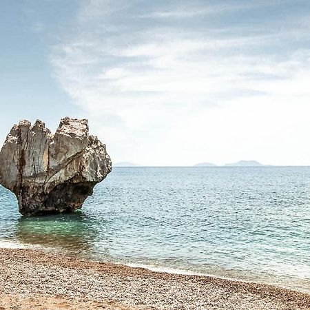 Beachside Apartment In Plakias Centre! Екстериор снимка