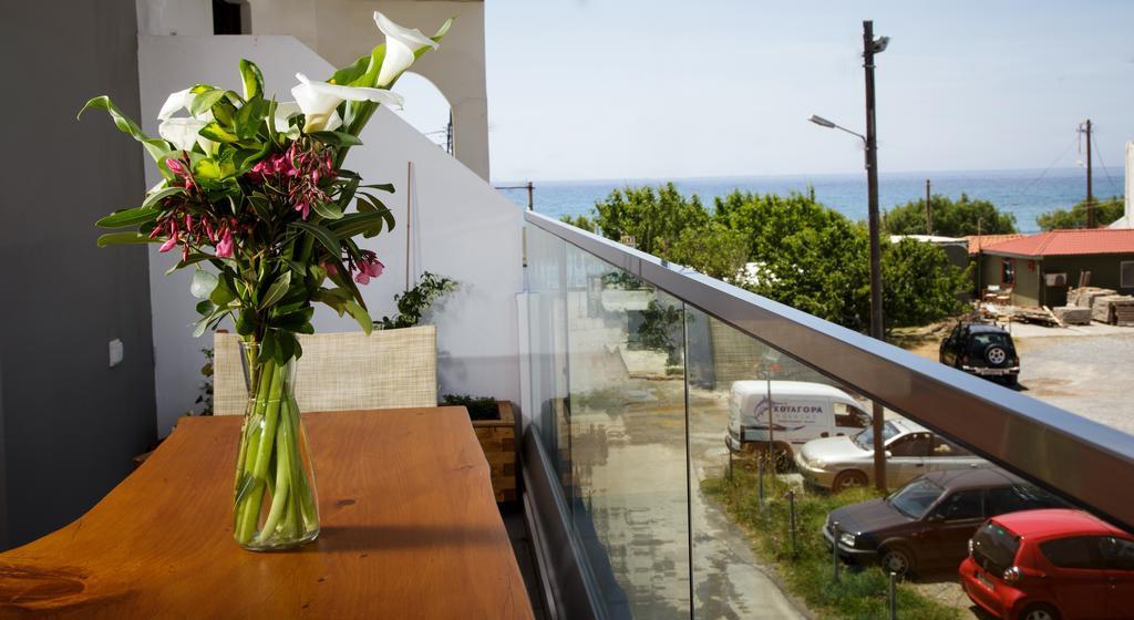 Beachside Apartment In Plakias Centre! Екстериор снимка